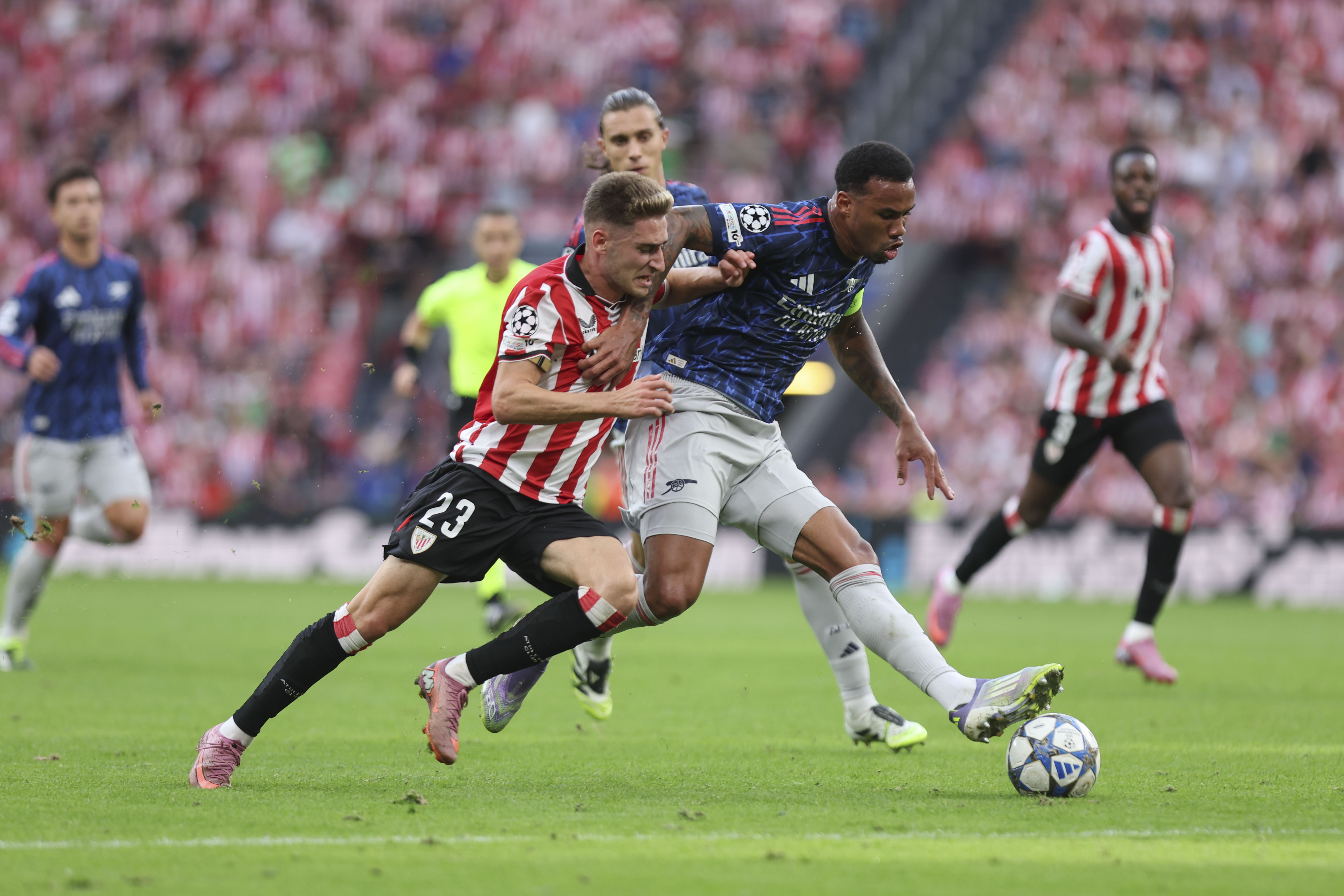 转会期毕尔巴鄂竞技备战欧冠；造点机会细节曝光；信心回归；团队化学反应显著的简单介绍